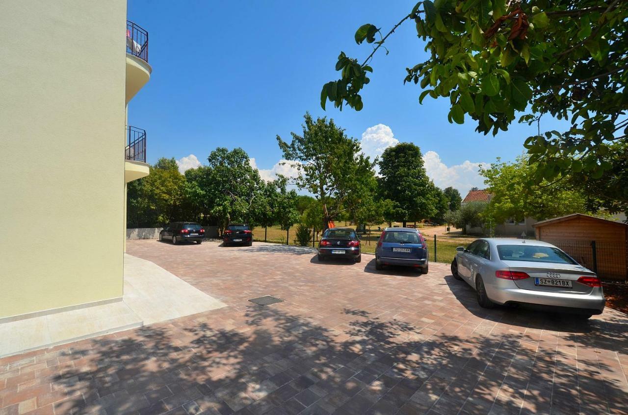 Stella Apartments Novigrad Istria Eksteriør bilde