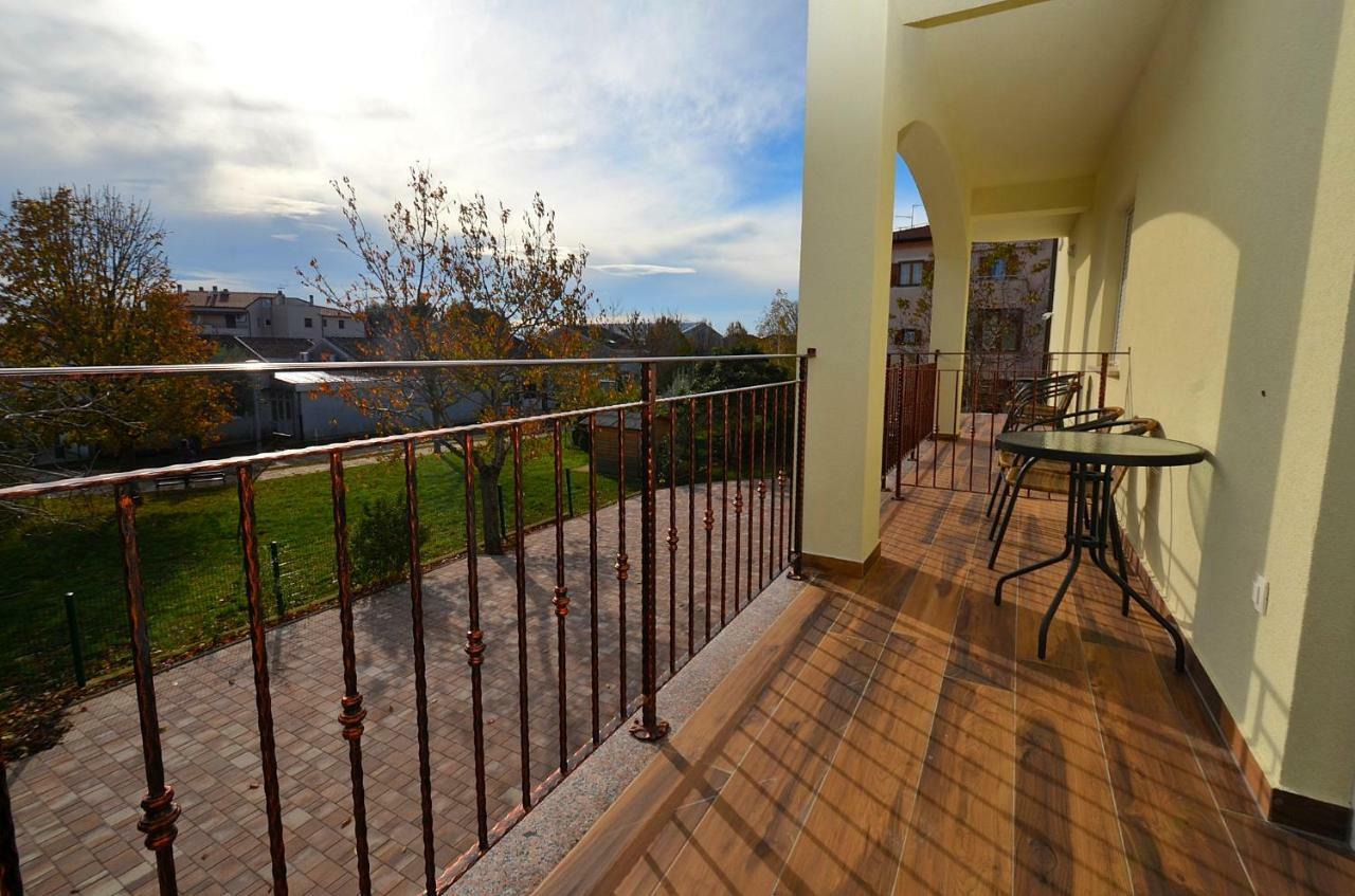 Stella Apartments Novigrad Istria Eksteriør bilde